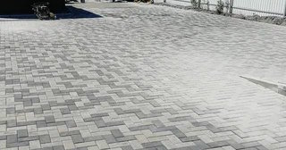 Купите плитку 400x400 в Губахе от ТротуарнаяПлитка по цене от 726 руб.