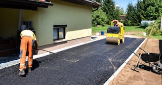 Асфальтирование тротуаров в Губахе - цена от 3628 руб. в ТротуарнаяПлитка